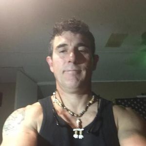 Meet your Posher, Troy